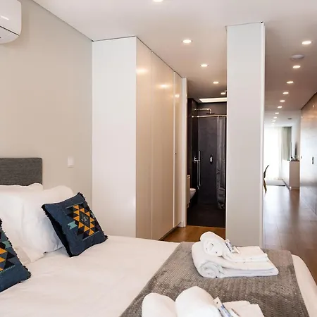 Alcantara Factory Ii *